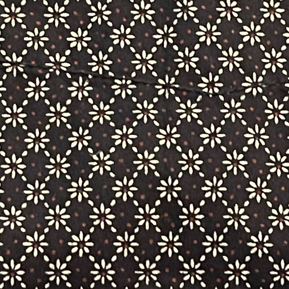 GAP Ditsy Floral Navy Vintage Long Sleeve Button Down Shirt, Medium - Picture 6 of 9